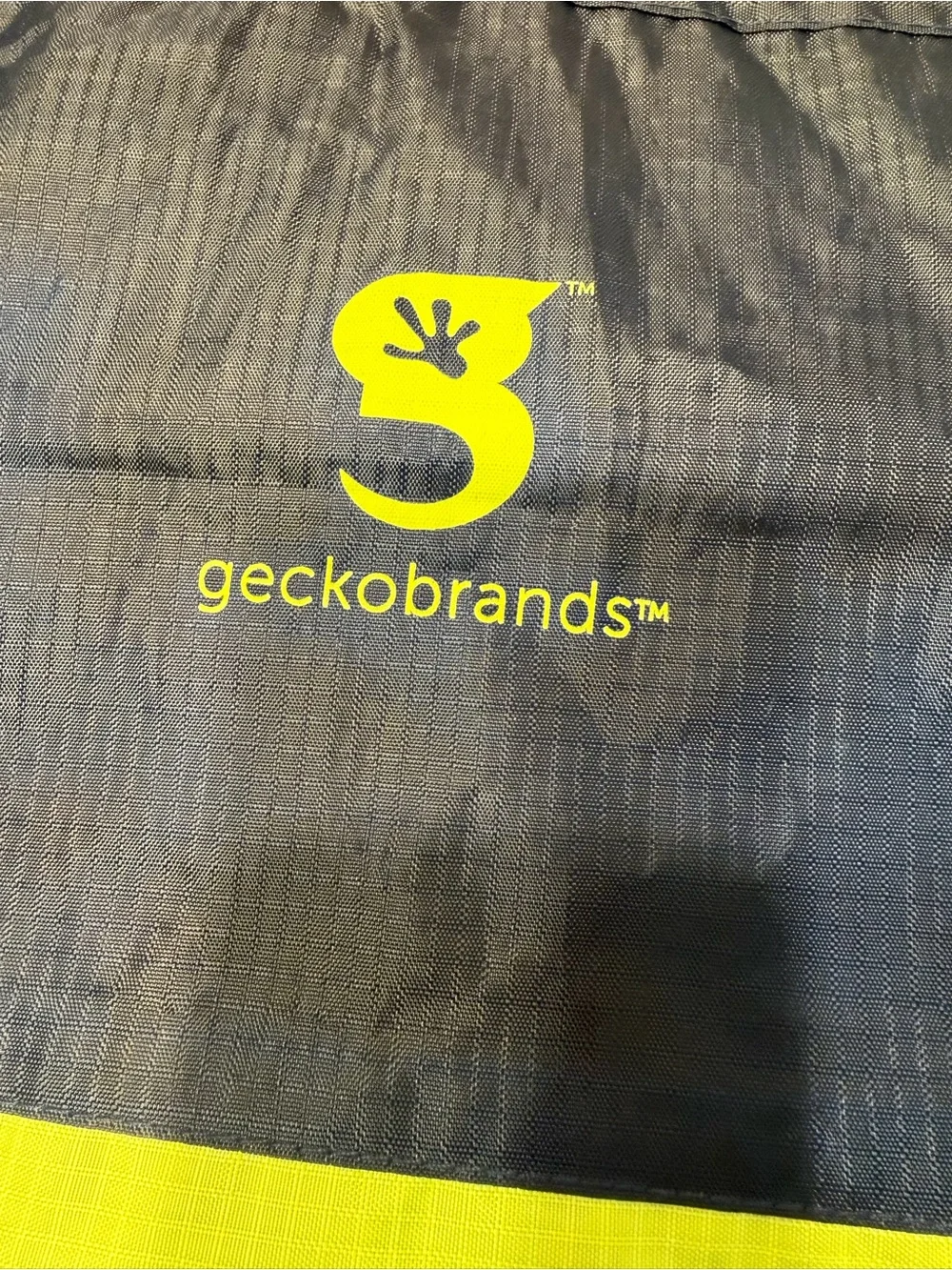 Geckobrands Waterproof 10L Pack - Navy and Lime